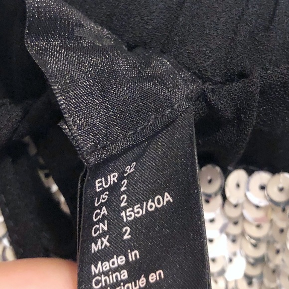 H&M | silver sequence dressy shorts - Picture 5 of 5